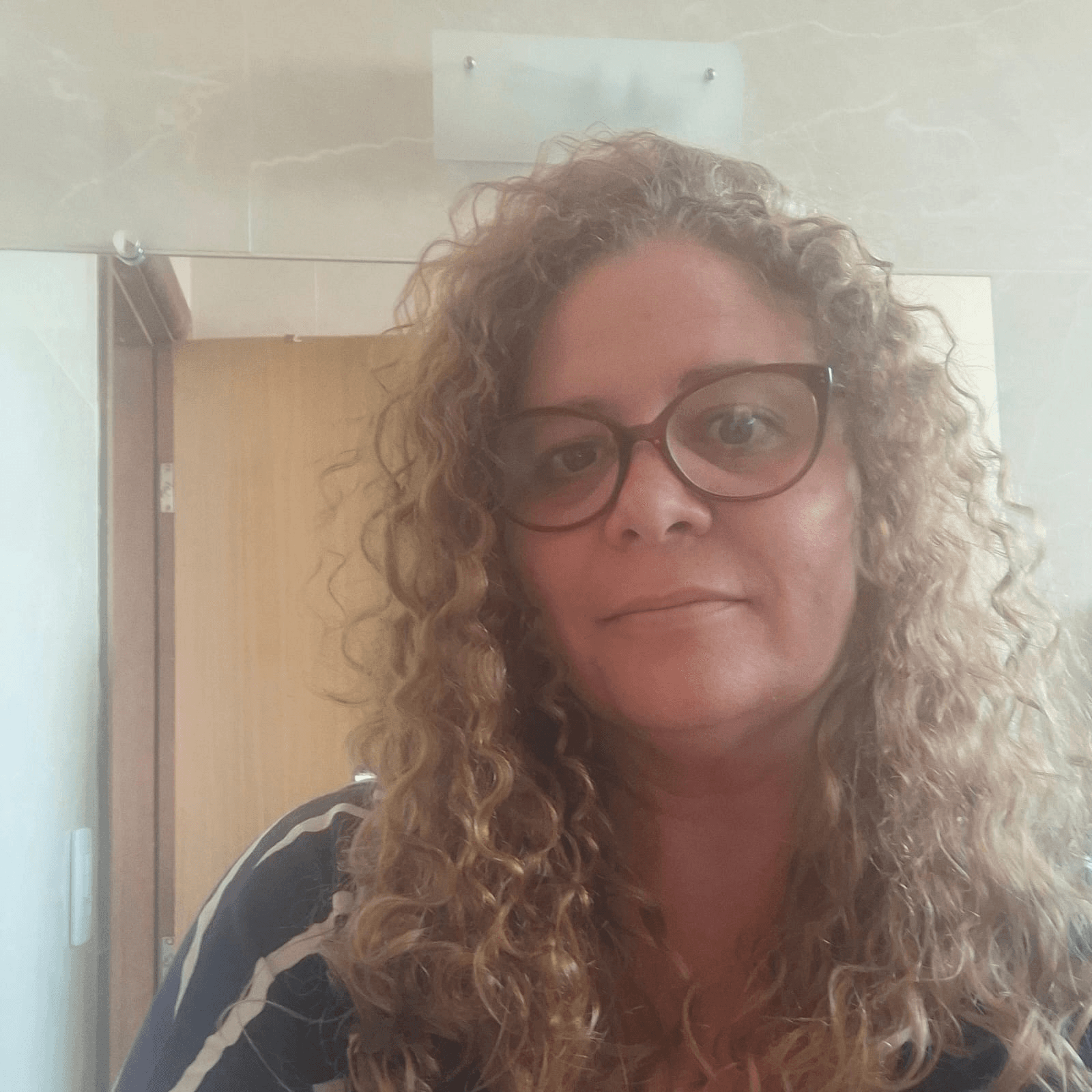 Patricia Tonidandel Schettini background blur